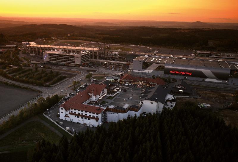 Lindner Hotel Nurburgring Motorsport, Part Of Jdv By Hyatt Exterior foto